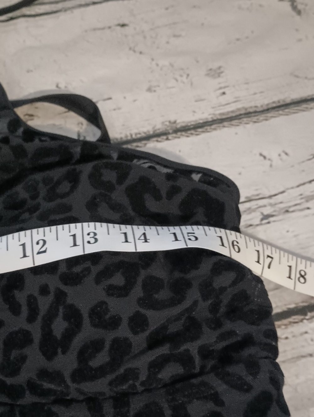 Torrid Black Flocked Velvet Leopard Print Halter Swim Top 1 1X - Picture 4 of 7